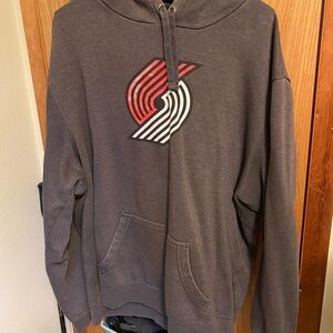 Grey Men’s 2XL Portland Trailblazers NBA Basketball Team Hooded Sweatshirt